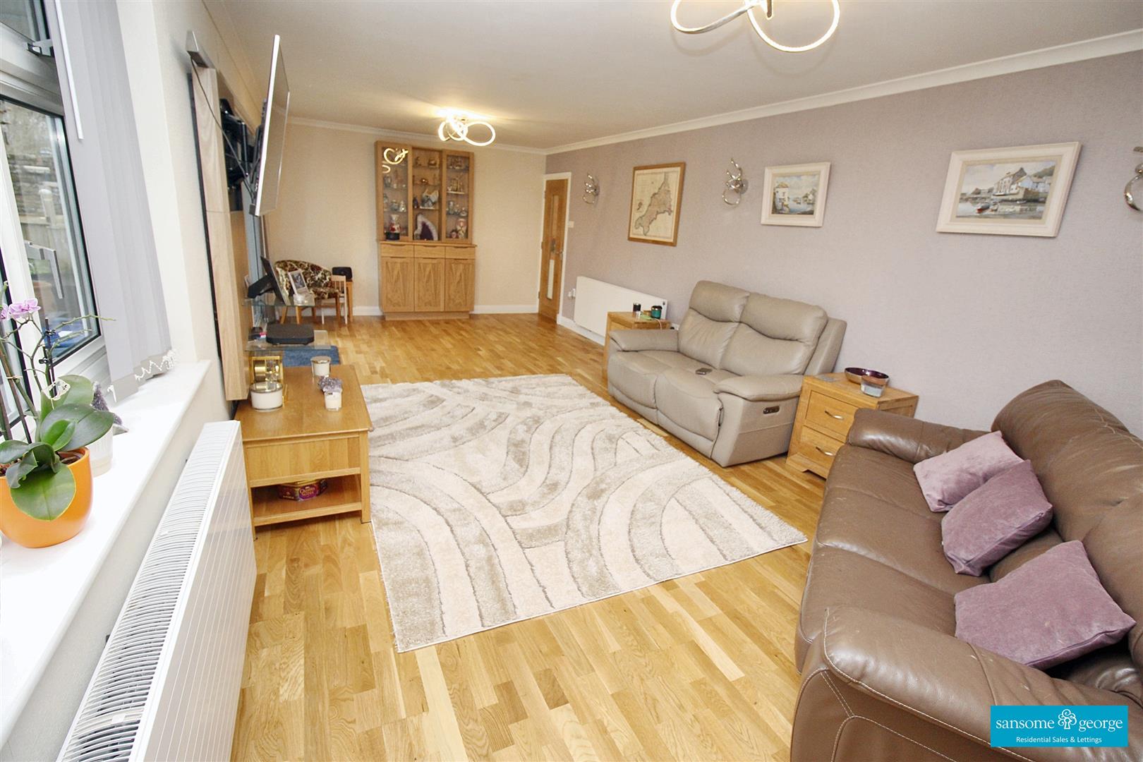 Longleat Drive, Tilehurst